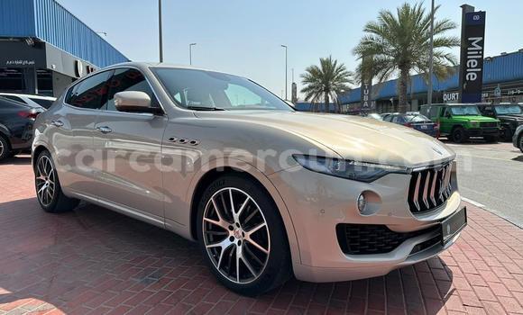 Sayi Sabo Maserati Levante M Mota in Douala a Ƙasar Kamaru Sayi Sabo Maserati Levante M Mota in Douala a Ƙasar Kamaru