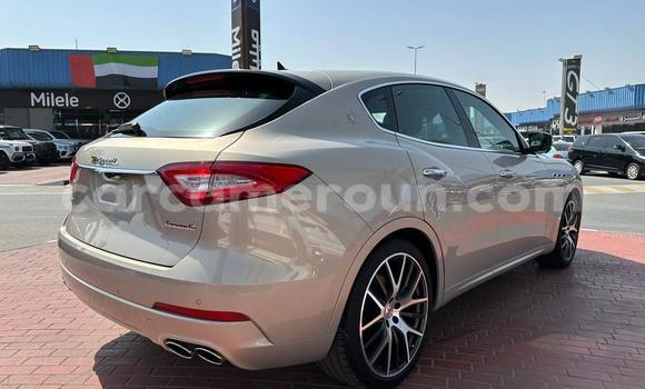 Sayi Sabo Maserati Levante M Mota in Douala a Ƙasar Kamaru Sayi Sabo Maserati Levante M Mota in Douala a Ƙasar Kamaru