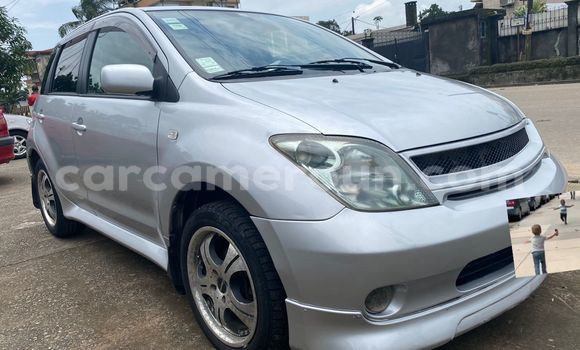 Acheter Occasion Voiture Toyota IST Gris à Douala, Littoral Cameroon Acheter Occasion Voiture Toyota IST Gris à Douala, Littoral Cameroon