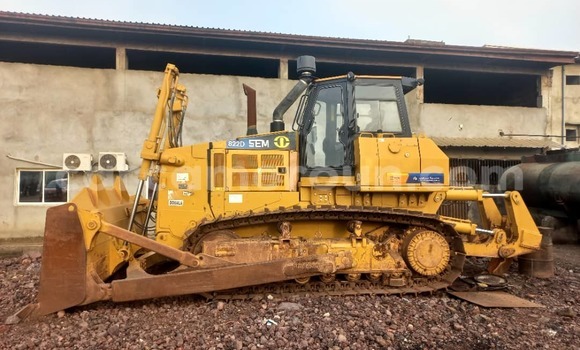 Sayi Sabo Caterpillar 120 Sauran Babbar mota in Douala a Ƙasar Kamaru Sayi Sabo Caterpillar 120 Sauran Babbar mota in Douala a Ƙasar Kamaru