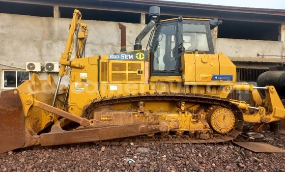 Sayi Sabo Caterpillar 120 Sauran Babbar mota in Douala a Ƙasar Kamaru Sayi Sabo Caterpillar 120 Sauran Babbar mota in Douala a Ƙasar Kamaru