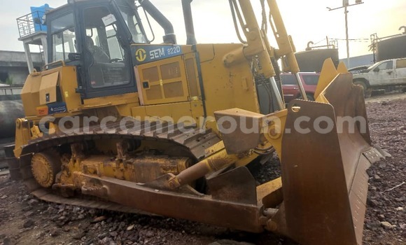 Sayi Sabo Caterpillar 120 Sauran Babbar mota in Douala a Ƙasar Kamaru Sayi Sabo Caterpillar 120 Sauran Babbar mota in Douala a Ƙasar Kamaru