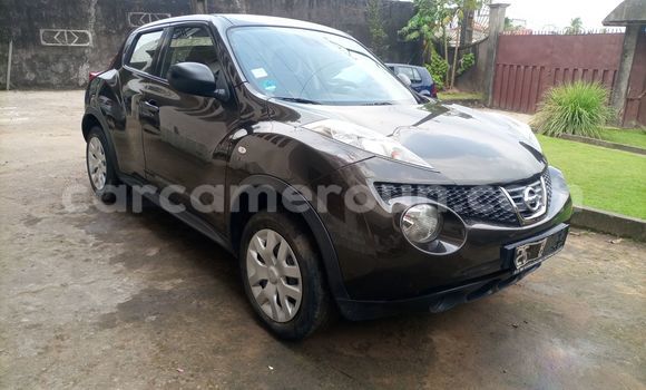 Sayi Na hannu Nissan Juke Azurfa Mota in Douala a Ƙasar Kamaru Sayi Na hannu Nissan Juke Azurfa Mota in Douala a Ƙasar Kamaru