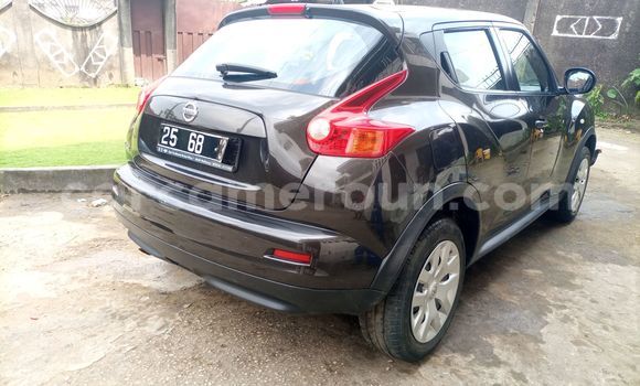 Sayi Na hannu Nissan Juke Azurfa Mota in Douala a Ƙasar Kamaru Sayi Na hannu Nissan Juke Azurfa Mota in Douala a Ƙasar Kamaru