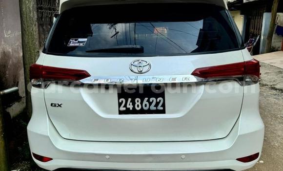 Acheter Occasion Voiture Toyota Fortuner Blanc à Douala, Littoral Cameroon Acheter Occasion Voiture Toyota Fortuner Blanc à Douala, Littoral Cameroon