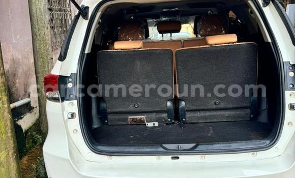 Acheter Occasion Voiture Toyota Fortuner Blanc à Douala, Littoral Cameroon Acheter Occasion Voiture Toyota Fortuner Blanc à Douala, Littoral Cameroon