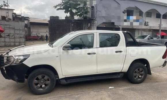 Acheter Occasion Voiture Toyota Hilux Blanc à Douala, Littoral Cameroon Acheter Occasion Voiture Toyota Hilux Blanc à Douala, Littoral Cameroon