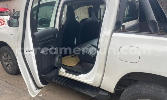 Acheter Occasion Voiture Toyota Hilux Blanc à Douala, Littoral Cameroon Acheter Occasion Voiture Toyota Hilux Blanc à Douala, Littoral Cameroon