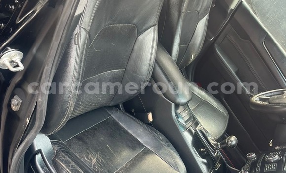 Sayi Na hannu Kia K7 Black Mota in Douala a Ƙasar Kamaru Sayi Na hannu Kia K7 Black Mota in Douala a Ƙasar Kamaru