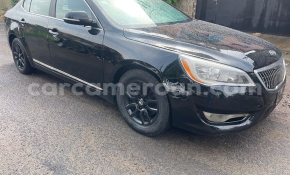 Sayi Na hannu Kia K7 Black Mota in Douala a Ƙasar Kamaru Sayi Na hannu Kia K7 Black Mota in Douala a Ƙasar Kamaru