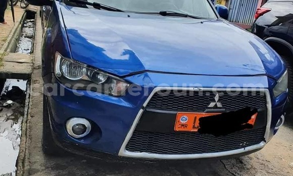 Acheter Occasion Voiture Mitsubishi Outlander Bleu à Douala, Littoral Cameroon