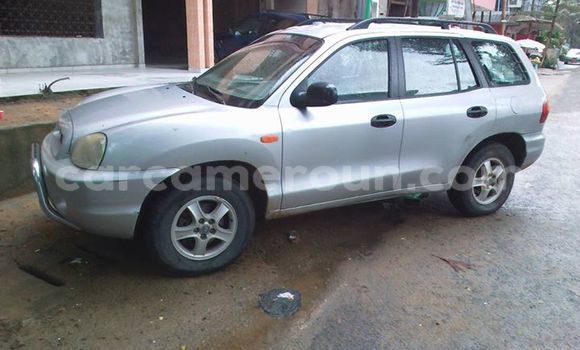 Acheter Occasion Voiture Hyundai Santa Fe Gris à Yaoundé au Central Cameroon Acheter Occasion Voiture Hyundai Santa Fe Gris à Yaoundé au Central Cameroon