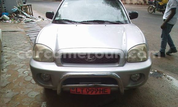 Acheter Occasion Voiture Hyundai Santa Fe Gris à Yaoundé, Central Cameroon Acheter Occasion Voiture Hyundai Santa Fe Gris à Yaoundé, Central Cameroon