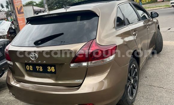 Buy Import Toyota Venza Beige Car in Douala in Littoral Cameroon Buy Import Toyota Venza Beige Car in Douala in Littoral Cameroon