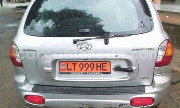 Acheter Occasion Voiture Hyundai Santa Fe Gris à Yaoundé, Central Cameroon Acheter Occasion Voiture Hyundai Santa Fe Gris à Yaoundé, Central Cameroon