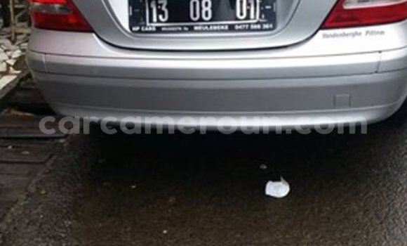 Acheter Occasion Voiture Mercedes‒Benz 190 Gris à Yaoundé, Central Cameroon Acheter Occasion Voiture Mercedes‒Benz 190 Gris à Yaoundé, Central Cameroon