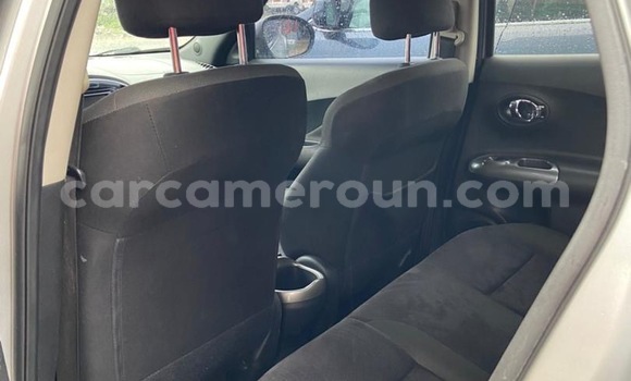 Sayi Imported Nissan Juke Azurfa Mota in Douala a Ƙasar Kamaru Sayi Imported Nissan Juke Azurfa Mota in Douala a Ƙasar Kamaru
