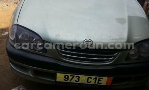 Acheter Occasion Voiture Toyota Avensis Gris à Yaoundé au Central Cameroon Acheter Occasion Voiture Toyota Avensis Gris à Yaoundé au Central Cameroon
