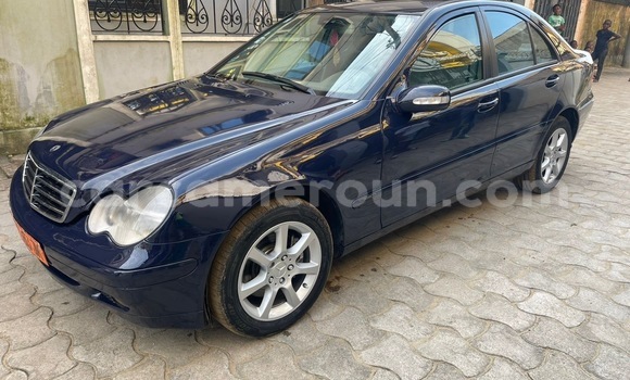 Acheter Occasion Voiture Mercedes‒Benz C-klasse Noir à Douala, Littoral Cameroon Acheter Occasion Voiture Mercedes‒Benz C-klasse Noir à Douala, Littoral Cameroon