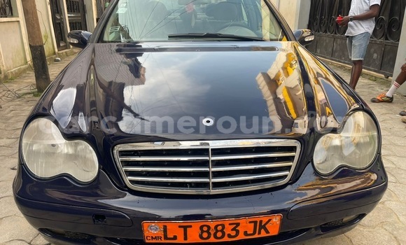 Acheter Occasion Voiture Mercedes‒Benz C-klasse Noir à Douala, Littoral Cameroon Acheter Occasion Voiture Mercedes‒Benz C-klasse Noir à Douala, Littoral Cameroon