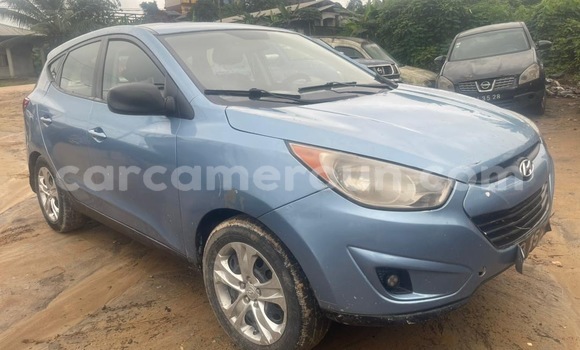 Sayi Na hannu Hyundai Tucson Blue Mota in Douala a Ƙasar Kamaru