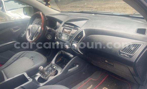 Acheter Occasion Voiture Hyundai Tucson Bleu à Douala, Littoral Cameroon Acheter Occasion Voiture Hyundai Tucson Bleu à Douala, Littoral Cameroon