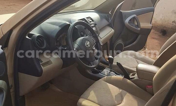 Acheter Occasion Voiture Toyota RAV4 Autre à Yaoundé au Central Cameroon Acheter Occasion Voiture Toyota RAV4 Autre à Yaoundé au Central Cameroon