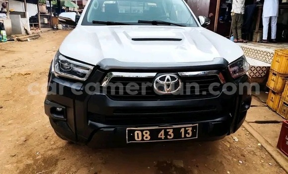 Buy New Toyota Hilux White Car in Douala in Littoral Cameroon