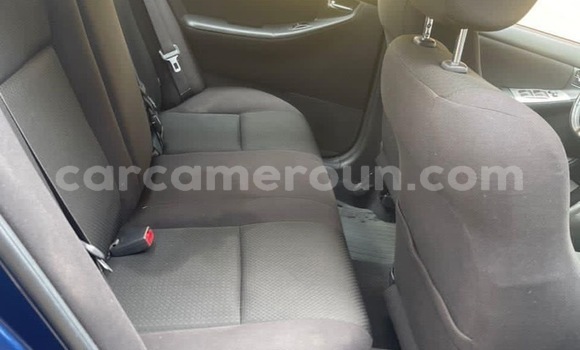 Sayi Na hannu Toyota Corolla Sauran Mota in Douala a Ƙasar Kamaru Sayi Na hannu Toyota Corolla Sauran Mota in Douala a Ƙasar Kamaru