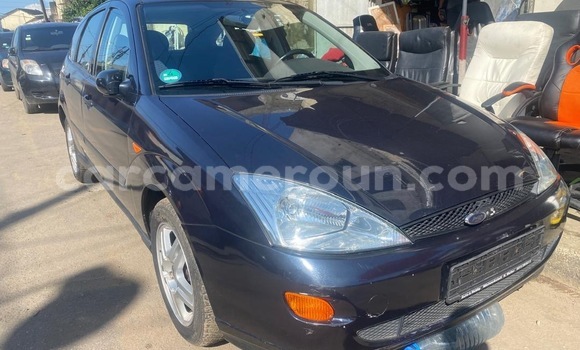 Sayi Sabo Ford Focus Blue Mota in Douala a Ƙasar Kamaru Sayi Sabo Ford Focus Blue Mota in Douala a Ƙasar Kamaru