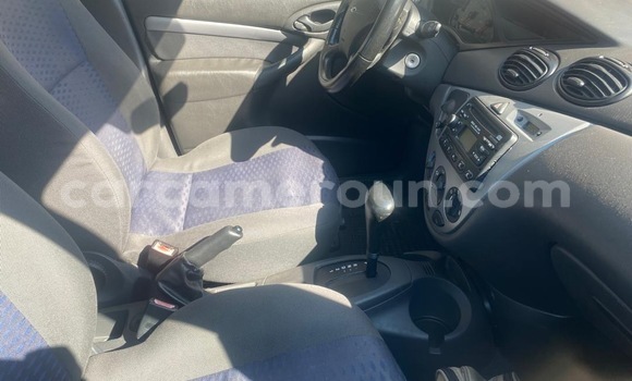 Sayi Sabo Ford Focus Blue Mota in Douala a Ƙasar Kamaru Sayi Sabo Ford Focus Blue Mota in Douala a Ƙasar Kamaru