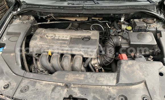 Sayi Na hannu Toyota Avensis Black Mota in Douala a Ƙasar Kamaru Sayi Na hannu Toyota Avensis Black Mota in Douala a Ƙasar Kamaru