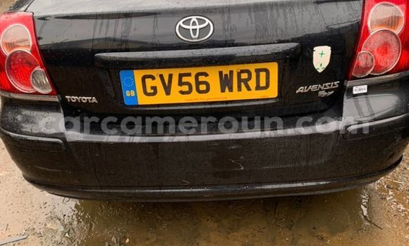 Sayi Na hannu Toyota Avensis Black Mota in Douala a Ƙasar Kamaru Sayi Na hannu Toyota Avensis Black Mota in Douala a Ƙasar Kamaru