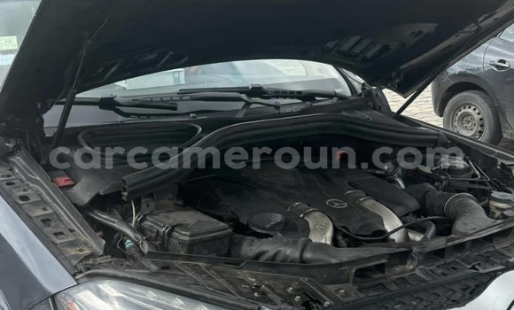 Sayi Na hannu Mercedes‒Benz GLA-klasse Black Mota in Douala a Ƙasar Kamaru Sayi Na hannu Mercedes‒Benz GLA-klasse Black Mota in Douala a Ƙasar Kamaru