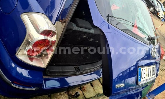 Sayi Na hannu Toyota Corolla Verso Blue Mota in Douala a Ƙasar Kamaru Sayi Na hannu Toyota Corolla Verso Blue Mota in Douala a Ƙasar Kamaru