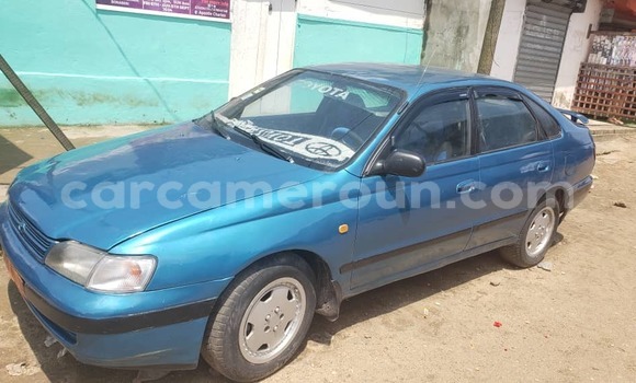 Acheter Occasion Voiture Toyota Carina Bleu à Douala, Littoral Cameroon