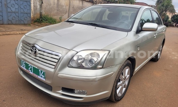 Acheter Occasion Voiture Toyota Avensis Beige à Yaoundé, Central Cameroon