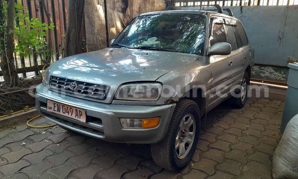 Acheter Neuf Voiture Toyota RAV4 Gris à Yaoundé, Central Cameroon Acheter Neuf Voiture Toyota RAV4 Gris à Yaoundé, Central Cameroon