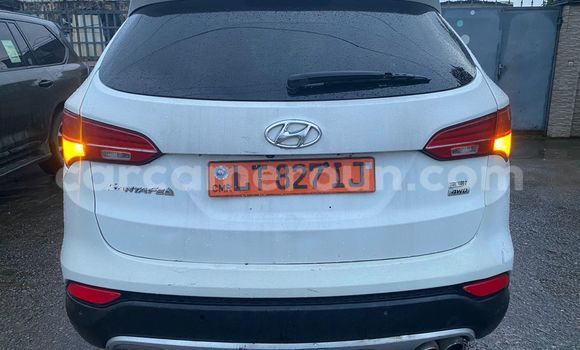 Buy Used Hyundai Santa Fe White Car in Douala in Littoral Cameroon Buy Used Hyundai Santa Fe White Car in Douala in Littoral Cameroon