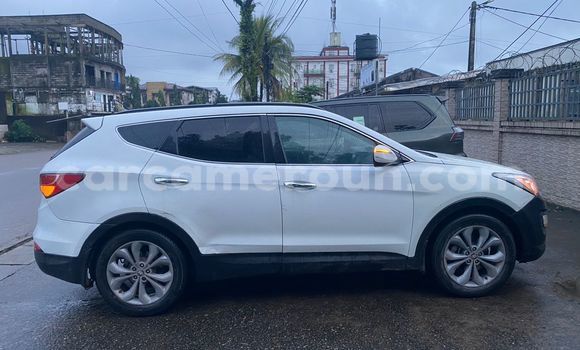 Buy Used Hyundai Santa Fe White Car in Douala in Littoral Cameroon Buy Used Hyundai Santa Fe White Car in Douala in Littoral Cameroon