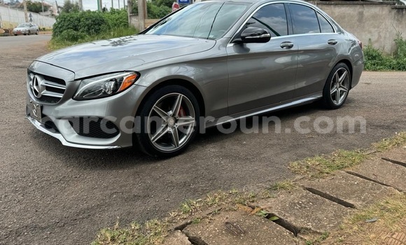 Sayi Na hannu Mercedes‒Benz C–Class Azurfa Mota in Yaounde a Babban Kamaru Sayi Na hannu Mercedes‒Benz C–Class Azurfa Mota in Yaounde a Babban Kamaru
