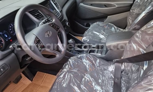 Acheter Occasion Voiture Hyundai Tucson Gris à Yaoundé, Central Cameroon Acheter Occasion Voiture Hyundai Tucson Gris à Yaoundé, Central Cameroon