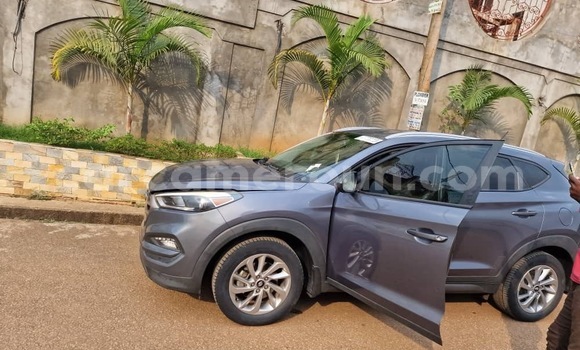 Acheter Occasion Voiture Hyundai Tucson Gris à Yaoundé, Central Cameroon Acheter Occasion Voiture Hyundai Tucson Gris à Yaoundé, Central Cameroon