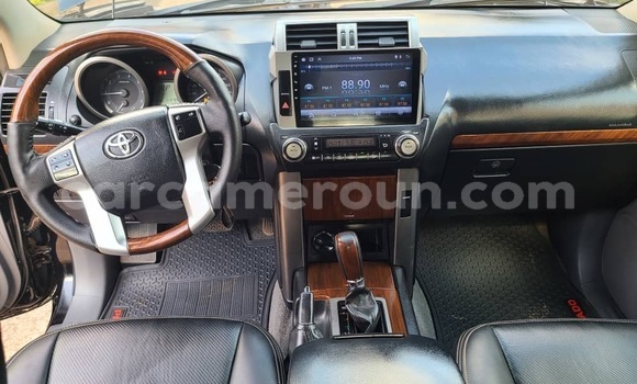 Acheter Neuf Voiture Toyota Land Cruiser Prado Noir à Yaoundé, Central Cameroon Acheter Neuf Voiture Toyota Land Cruiser Prado Noir à Yaoundé, Central Cameroon