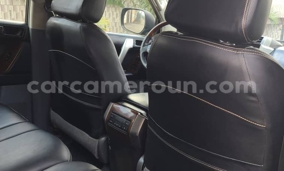 Acheter Neuf Voiture Toyota Land Cruiser Prado Noir à Yaoundé, Central Cameroon Acheter Neuf Voiture Toyota Land Cruiser Prado Noir à Yaoundé, Central Cameroon
