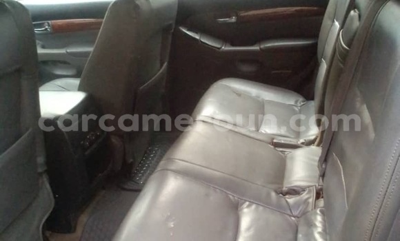 Sayi Na hannu Toyota Prado Blue Mota in Yaounde a Babban Kamaru Sayi Na hannu Toyota Prado Blue Mota in Yaounde a Babban Kamaru