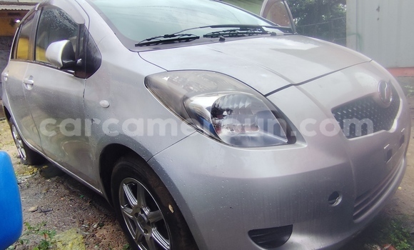 Acheter Import Voiture Toyota Yaris Gris à Douala, Littoral Cameroon Acheter Import Voiture Toyota Yaris Gris à Douala, Littoral Cameroon