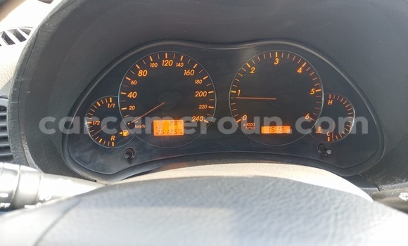 Sayi Na hannu Toyota Avensis Brown Mota in Douala a Ƙasar Kamaru Sayi Na hannu Toyota Avensis Brown Mota in Douala a Ƙasar Kamaru