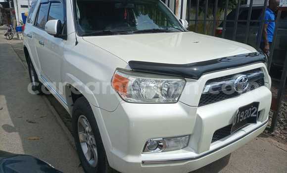 Buy Used Toyota 4Runner White Car in Douala in Littoral Cameroon Buy Used Toyota 4Runner White Car in Douala in Littoral Cameroon