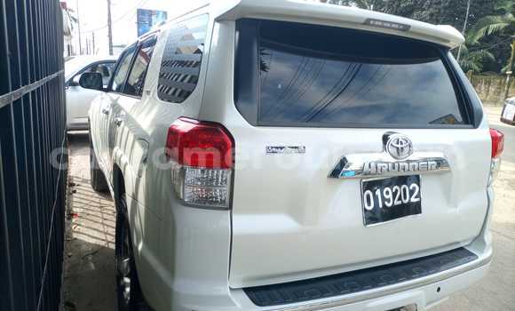 Buy Used Toyota 4Runner White Car in Douala in Littoral Cameroon Buy Used Toyota 4Runner White Car in Douala in Littoral Cameroon